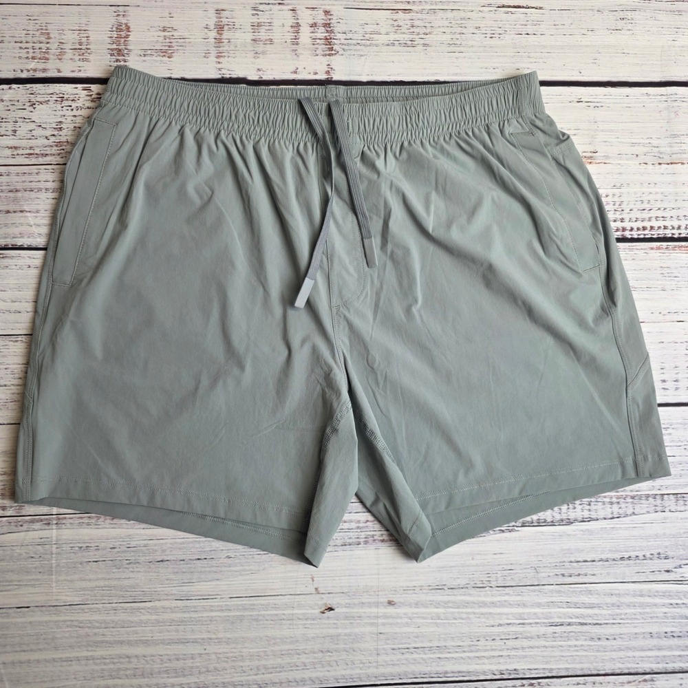 Bearbottom‎ Atlas Short Mens XL Gray 5.5 Inch Inseam Recycled Nylon Spandex